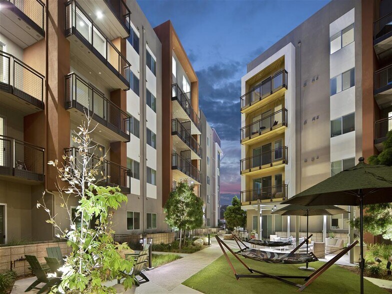 More Photos Of 375 Camino De La Reina, San Diego Multifamily For Sale