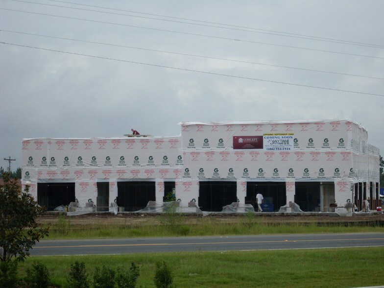 More Photos Of 1211 SW Bascom Norris Dr, Lake City General Retail For Sale