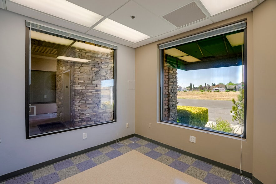More Photos Of 8128 E 69 Hwy, Prescott Valley Office For Lease
