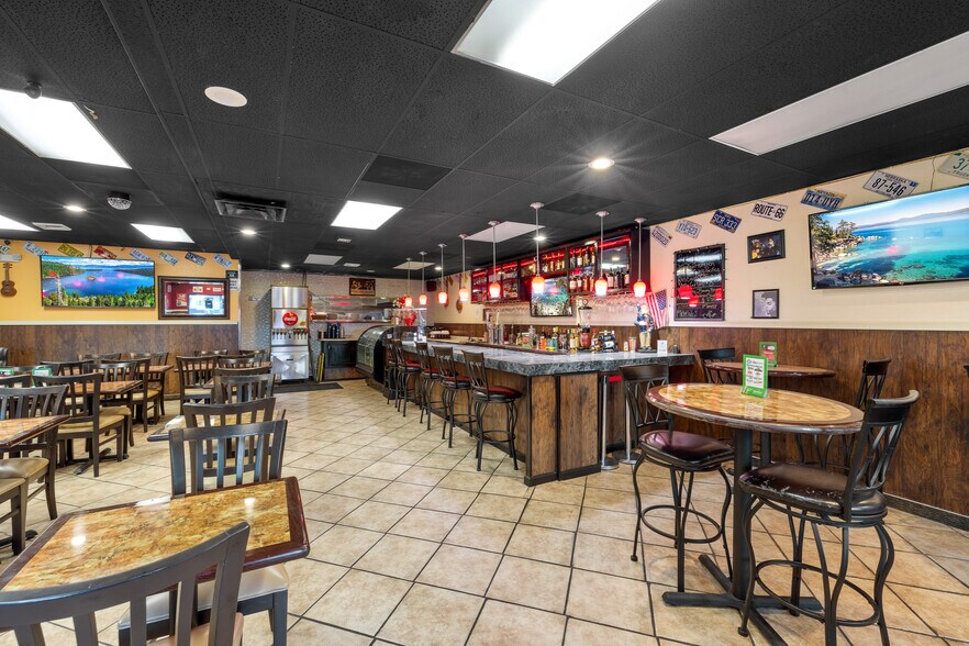 More Photos Of 44844 Elm Ave, Lancaster Freestanding For Sale