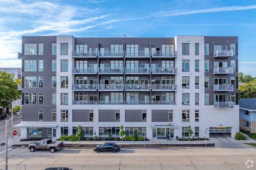 More Photos Of 211 W Mineral St, Milwaukee Apartments For Lease