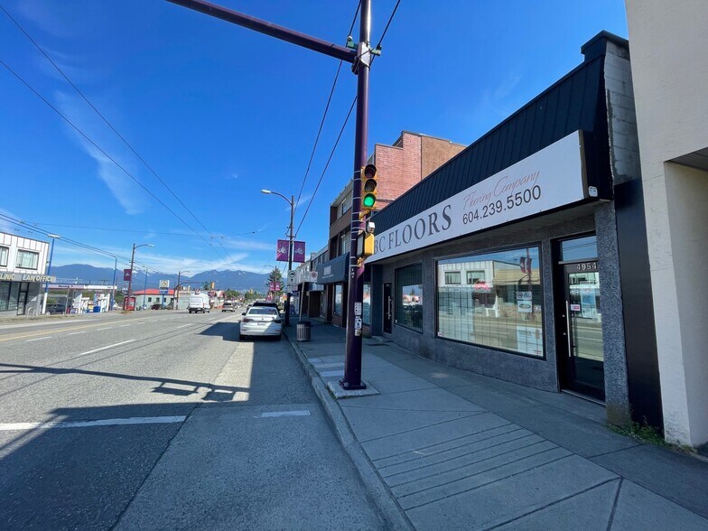 More Photos Of 4950 Victoria Dr, Vancouver Storefront For Sale