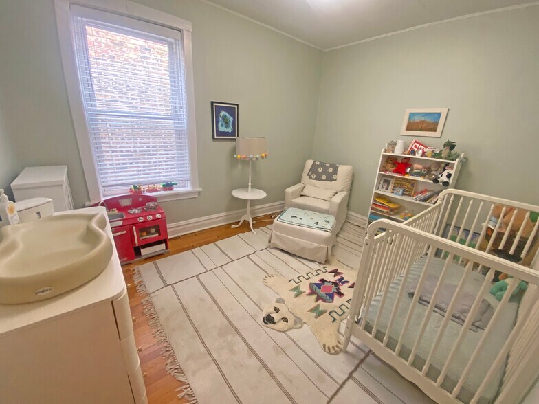 More Photos Of 2754 W Giddings St, Chicago Apartments For Sale