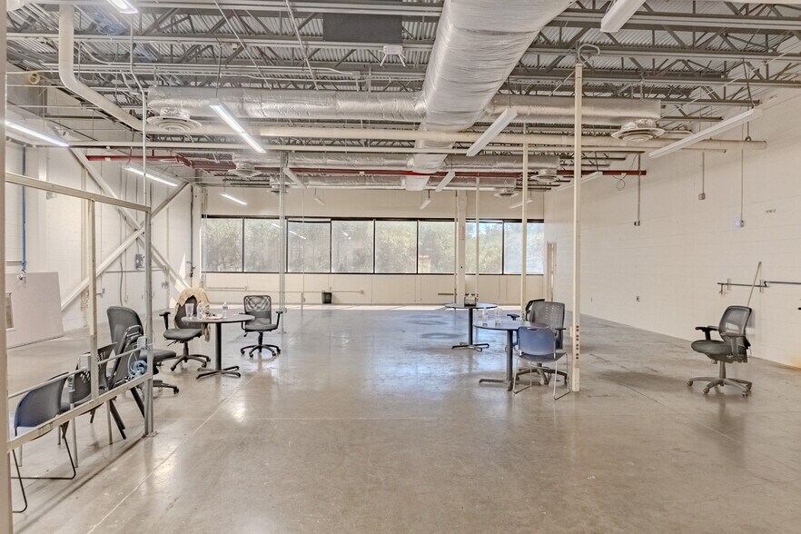 More Photos Of 4611 Wiseman Blvd, San Antonio Manufacturing For Sale