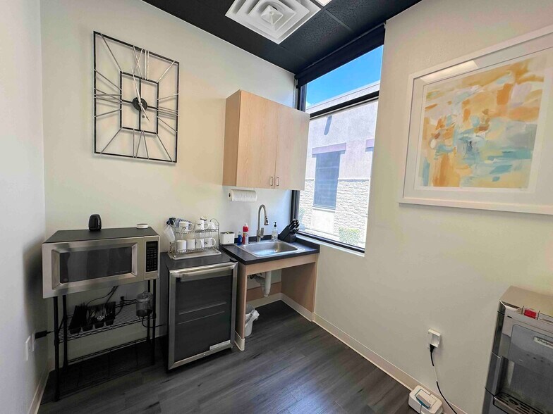 More Photos Of 9191 Kyser Way, Frisco Medical For Sale