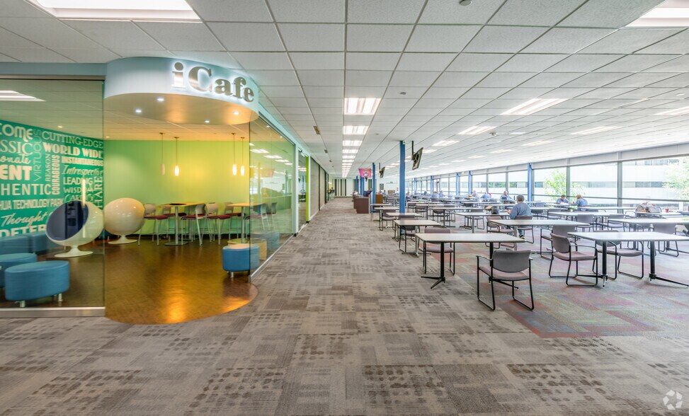 More Photos Of 100 Innovative Way, Nashua Office For Lease