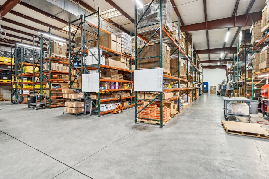 More Photos Of 3864 Leeds Ave, North Charleston Light Manufacturing For Sale