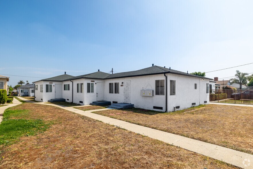 More Photos Of 1525 W 105th St, Los Angeles Apartments For Sale