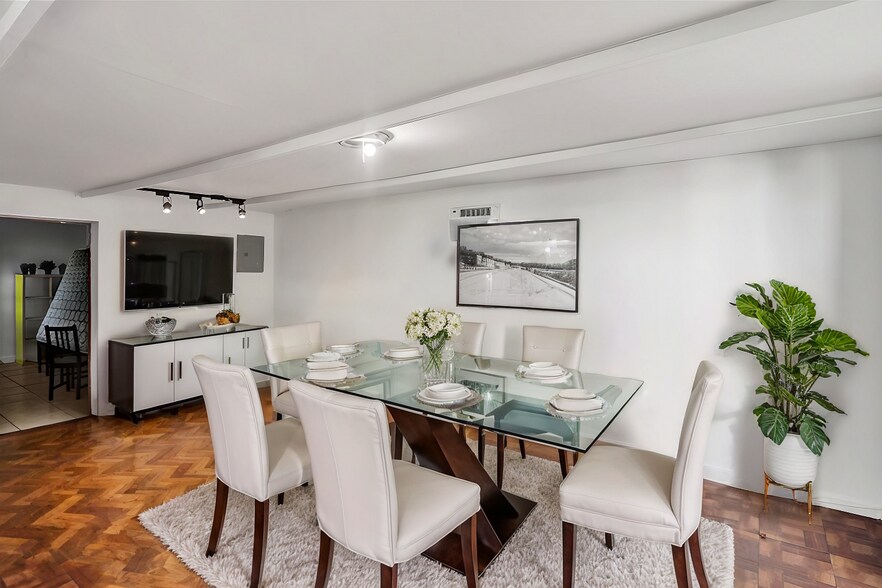 More Photos Of 76 NE 49th St, Miami Apartments For Sale
