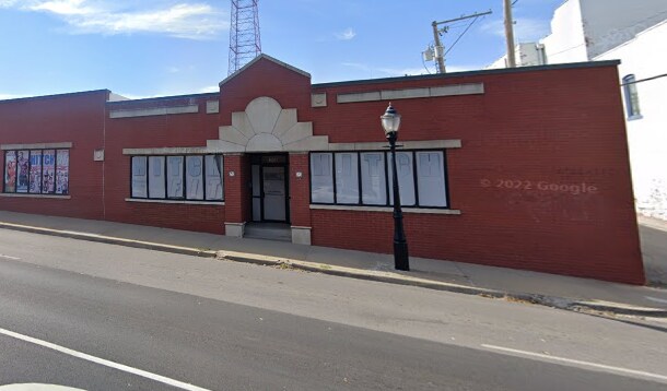 More Photos Of 3036 Gillham Rd, Kansas City Freestanding For Lease
