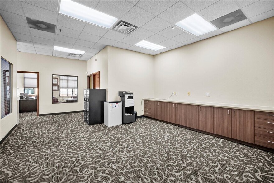 More Photos Of 428 S Gilbert Rd, Gilbert Office For Sale