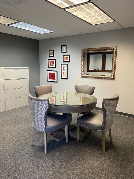 More Photos Of 11040 W Bluemound Rd, Wauwatosa Medical For Sale