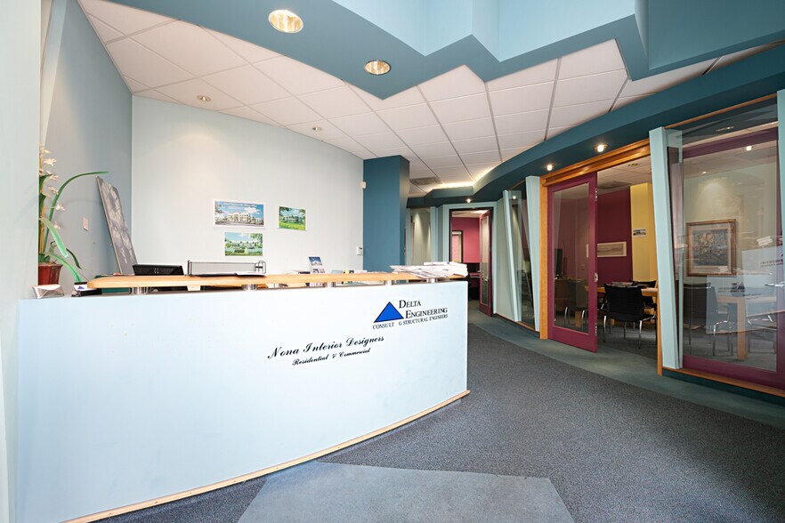 More Photos Of 8736 Production Ave, San Diego Light Manufacturing For Lease