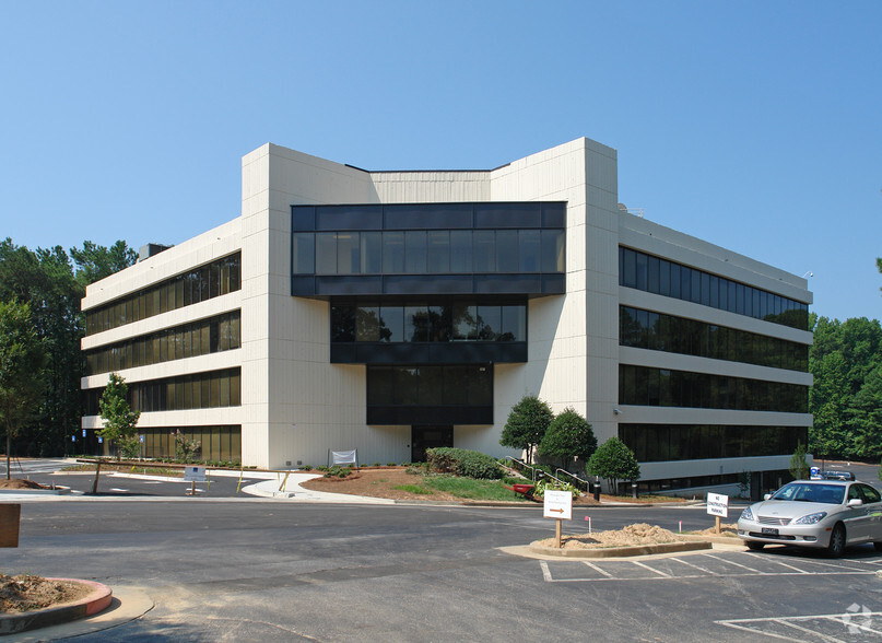 Primary Photo Of 5730 Glenridge Dr NE, Atlanta Medical For Lease