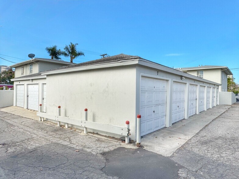 More Photos Of 3709 W Verdugo Ave, Burbank Apartments For Sale