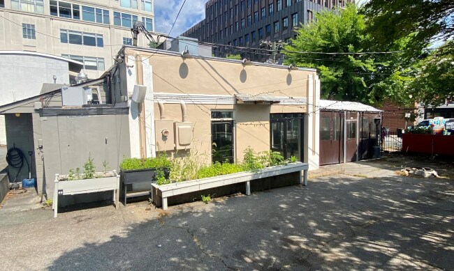 Primary Photo Of 200 W Water St, Charlottesville Restaurant For Lease