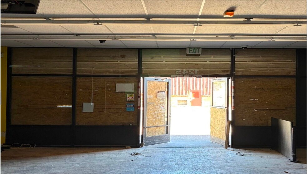 More Photos Of 1245 Spruce St, Pueblo Storefront For Lease