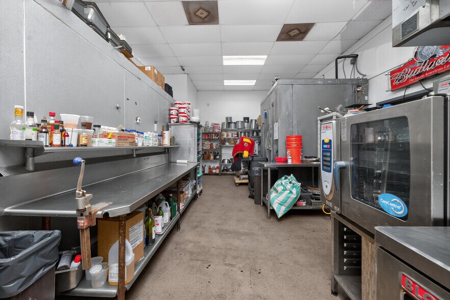 More Photos Of 23064 Harbor View Rd, Port Charlotte Warehouse For Sale