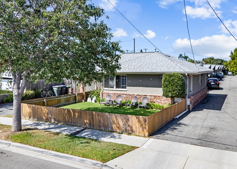 More Photos Of 2383 Orange Ave, Costa Mesa Apartments For Sale