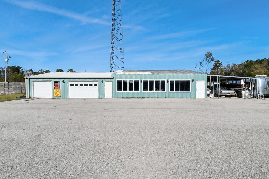More Photos Of 17188 Highway 321, Dayton Specialty For Sale
