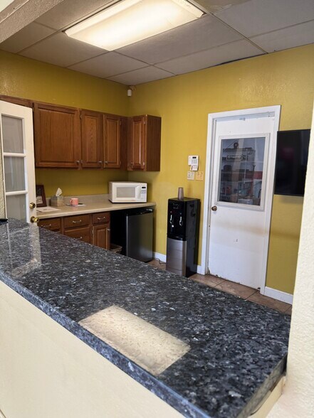 More Photos Of 800 W Sr 434, Longwood Auto Repair For Sale