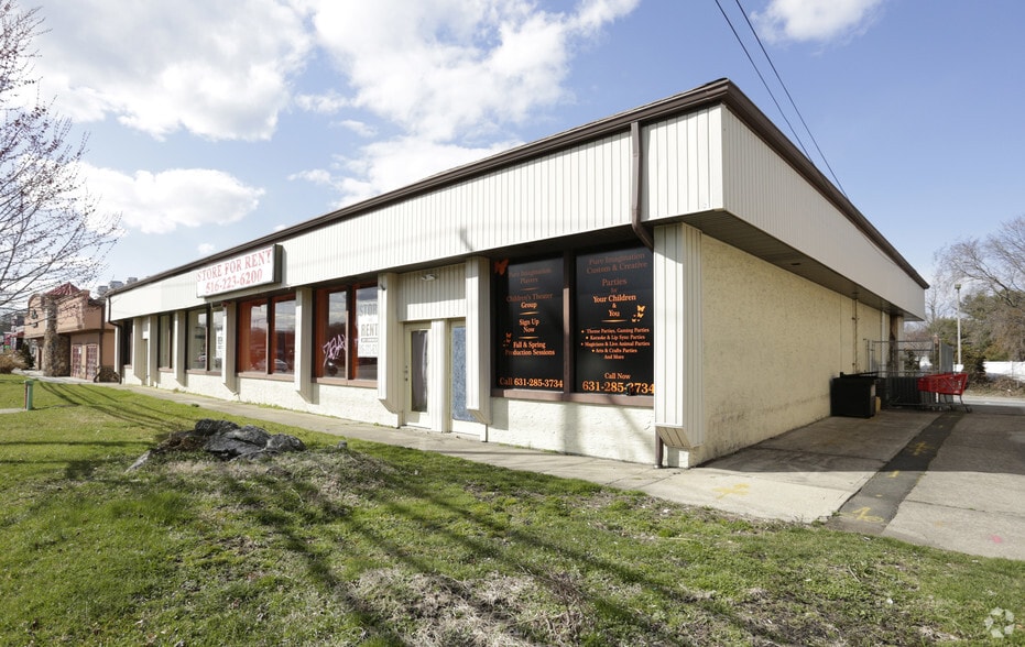 More Photos Of 2807 Middle Country Rd, Lake Grove Freestanding For Lease