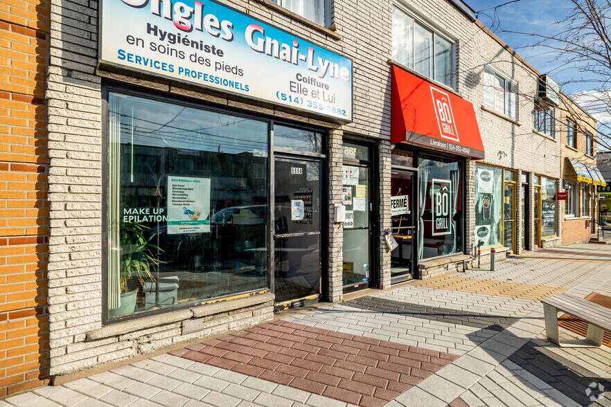 More Photos Of 8654-8656 Av De Chaumont, Montréal Specialty For Lease