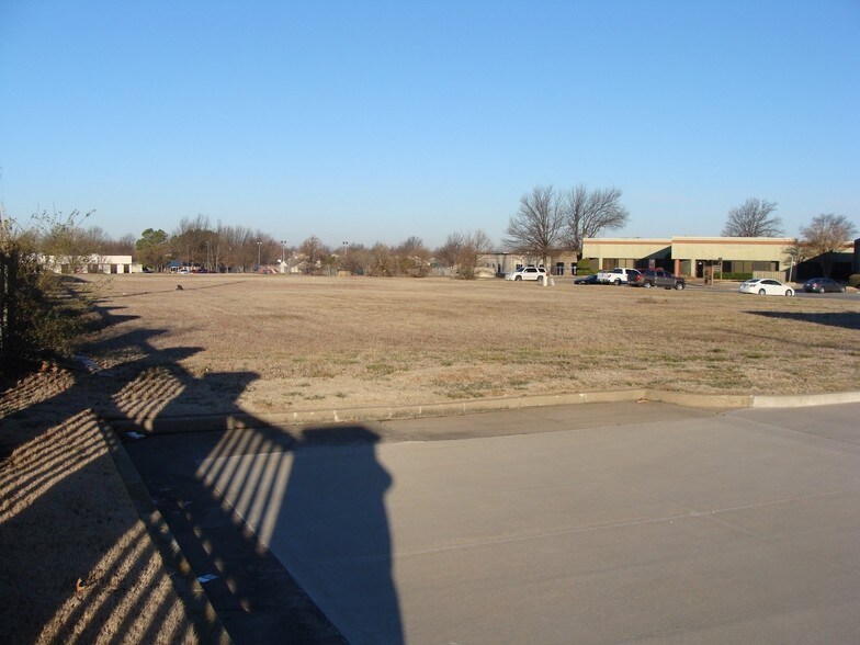 More Photos Of 3204 S Elm Pl, Broken Arrow Land For Sale