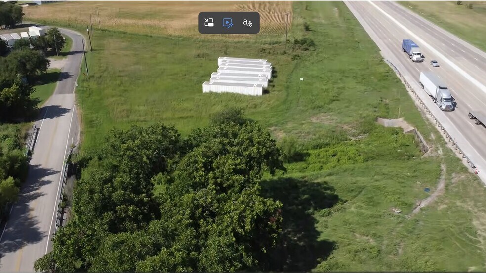 Primary Photo Of TBD TBD Interstate 35 Hwy, Italy Land For Sale