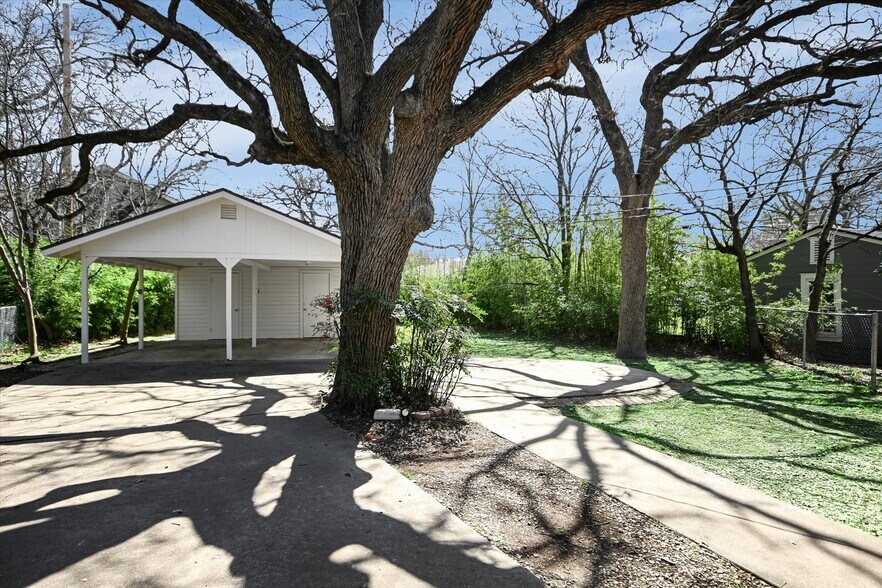 More Photos Of 3203 Lafayette Ave, Austin Specialty For Sale