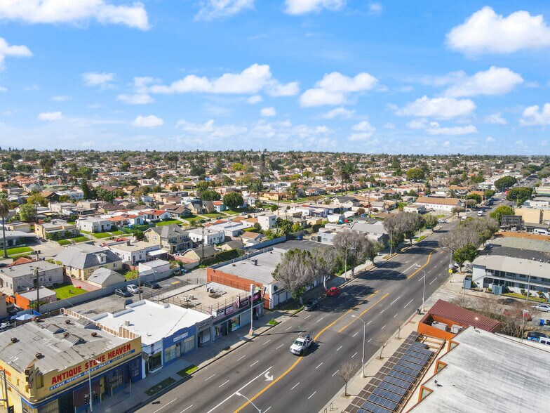 More Photos Of 2214-2218 W Florence Ave, Los Angeles Storefront For Lease