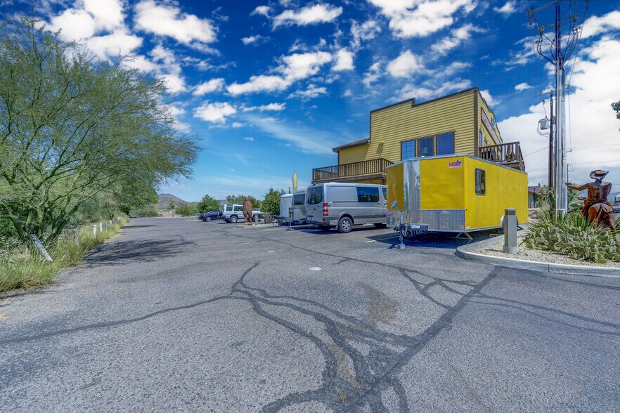 More Photos Of 6195 E Cave Creek Rd, Cave Creek Storefront Retail Office For Sale