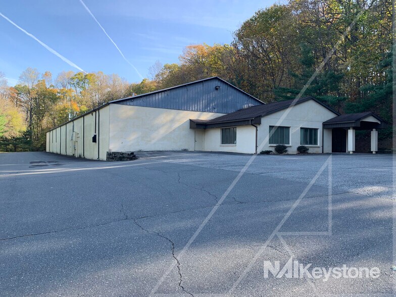 448 Imperial Dr, Mohnton, PA 19540 Warehouse For Sale