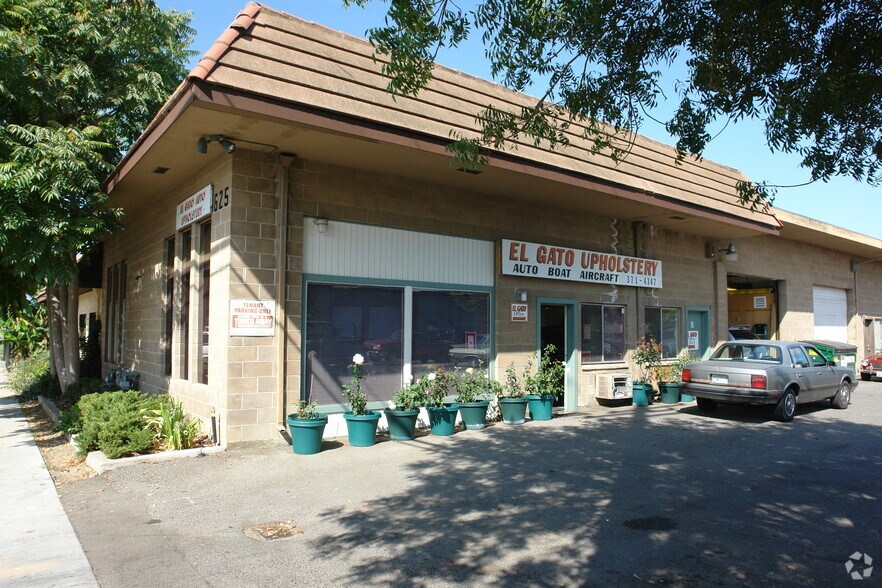 More Photos Of 625 E McGlincy Ln, Campbell Manufacturing For Lease