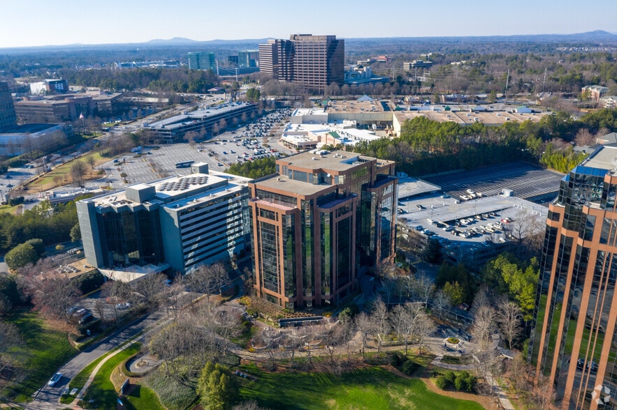 More Photos Of 1040 Crown Pointe Pkwy, Atlanta Unknown For Sale
