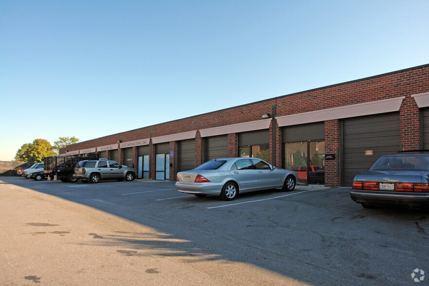 More Photos Of 8900 Edgeworth Dr, Capitol Heights Warehouse For Sale