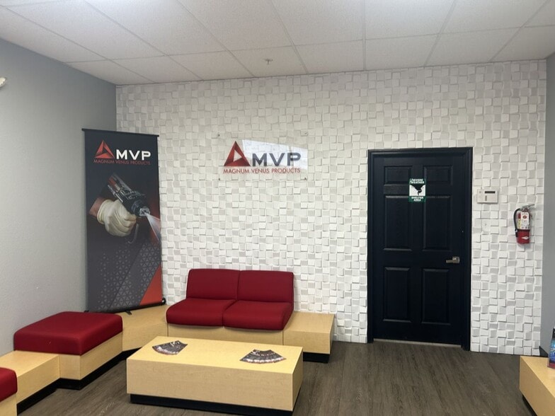 More Photos Of 14542 El Camino Ln, Lenoir City Distribution For Sale