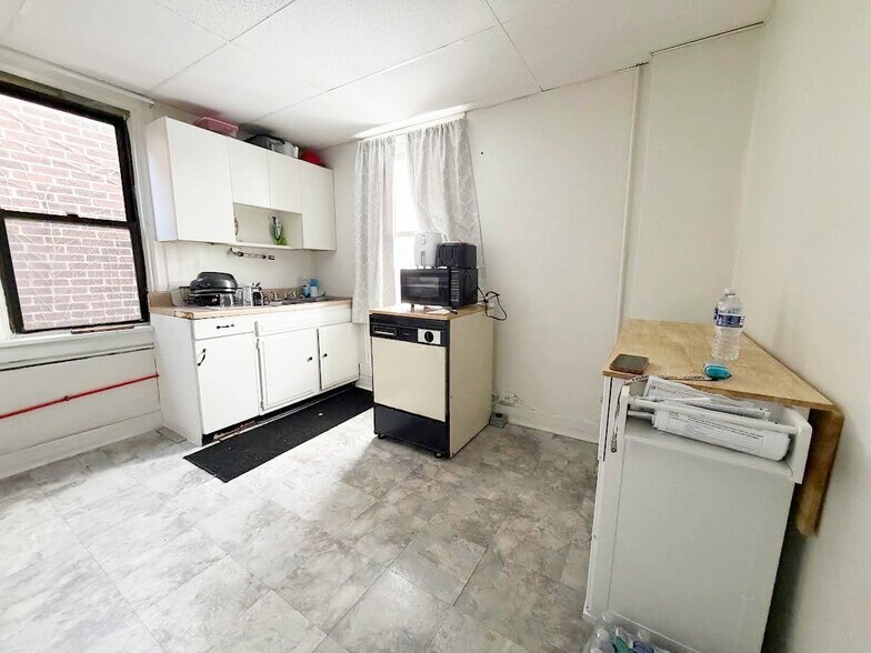 More Photos Of 342 Center Ave, Pittsburgh Storefront Retail Residential For Sale