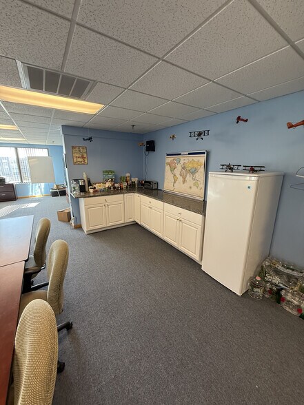 More Photos Of 319 Littleton Rd, Westford Office For Lease