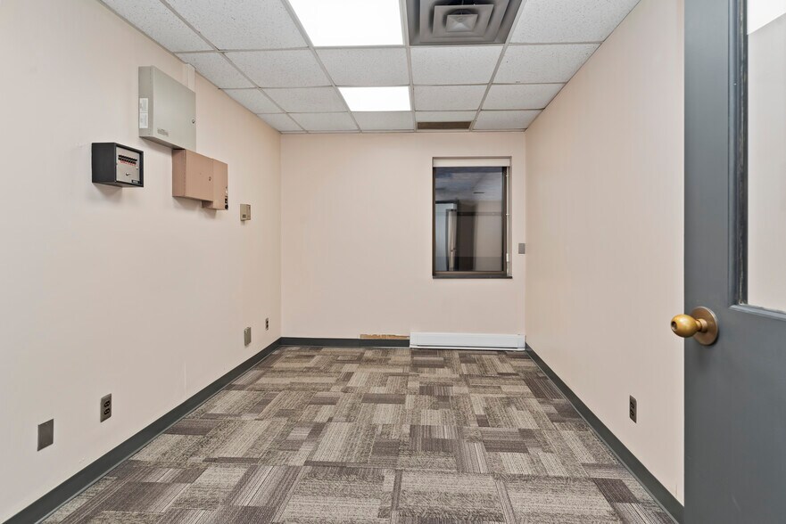 More Photos Of 403-405 N 2nd St, Harrisburg Office For Sale
