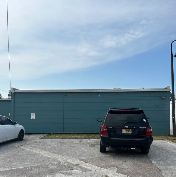 More Photos Of 152 107th Ave, Treasure Island Storefront Retail Residential For Lease