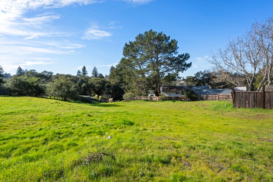 More Photos Of 495 Cherry St, Petaluma Land For Sale