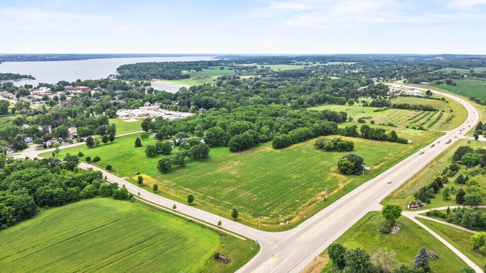More Photos Of 540 North St, Green Lake Storefront Retail Residential For Sale
