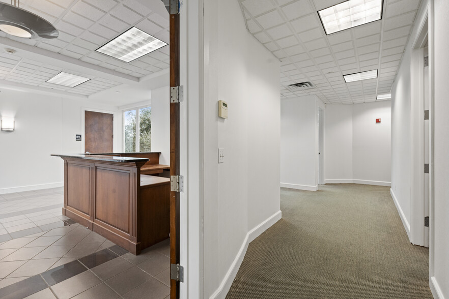 More Photos Of 1735 W Hibiscus Blvd, Melbourne Medical For Lease