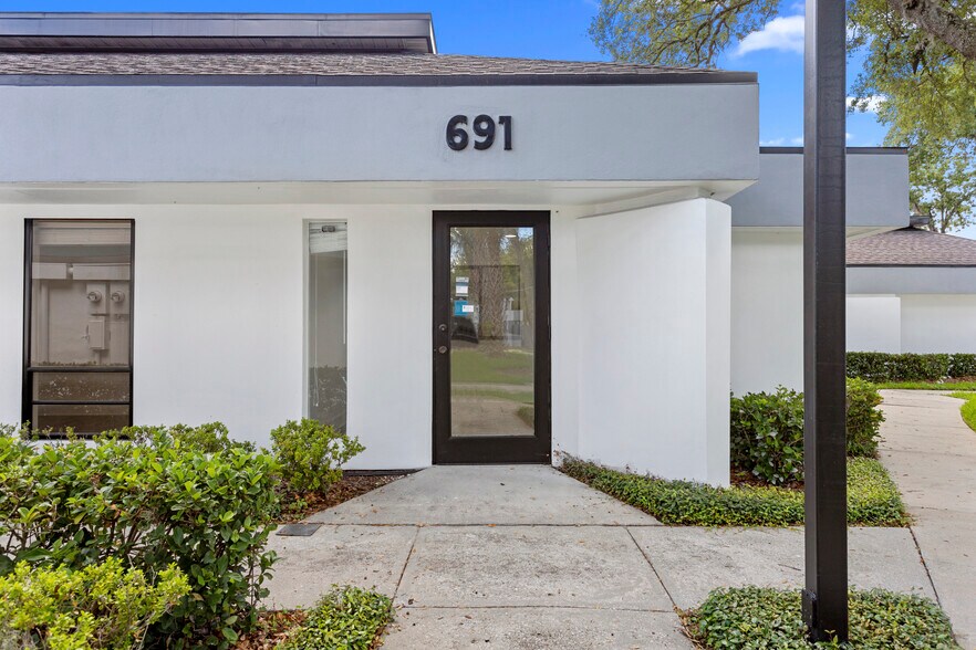 More Photos Of 679-697 Douglas Ave, Altamonte Springs Unknown For Lease