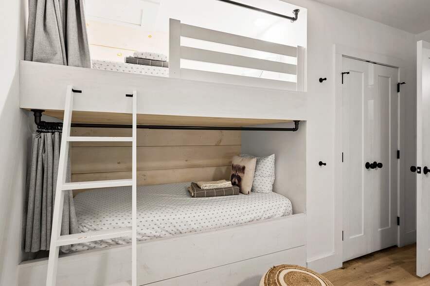 More Photos Of 4155 Dollys Dr, Sevierville Specialty For Sale