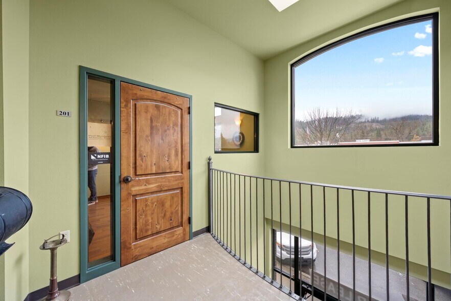 More Photos Of 8052 W Main St, Rathdrum Office Residential For Sale