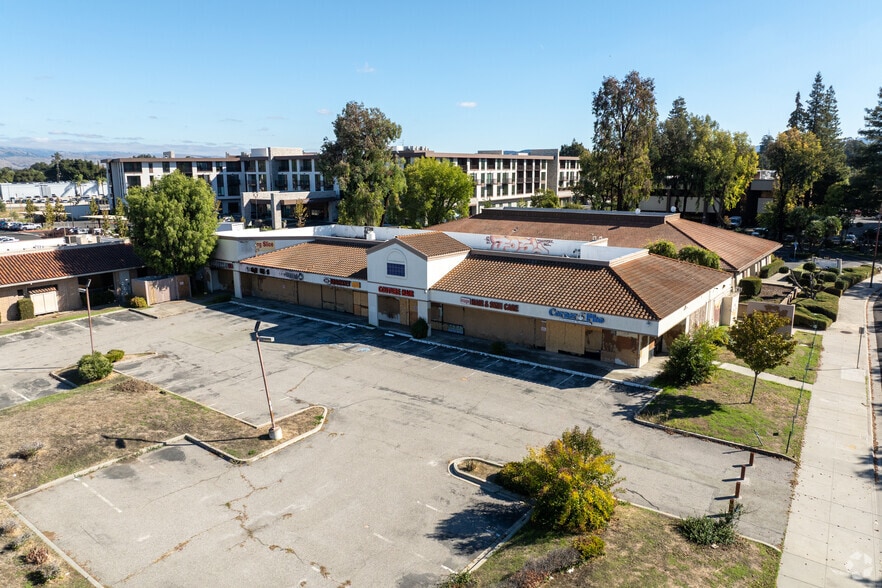 More Photos Of 1190 Hillsdale Ave, San Jose Freestanding For Sale