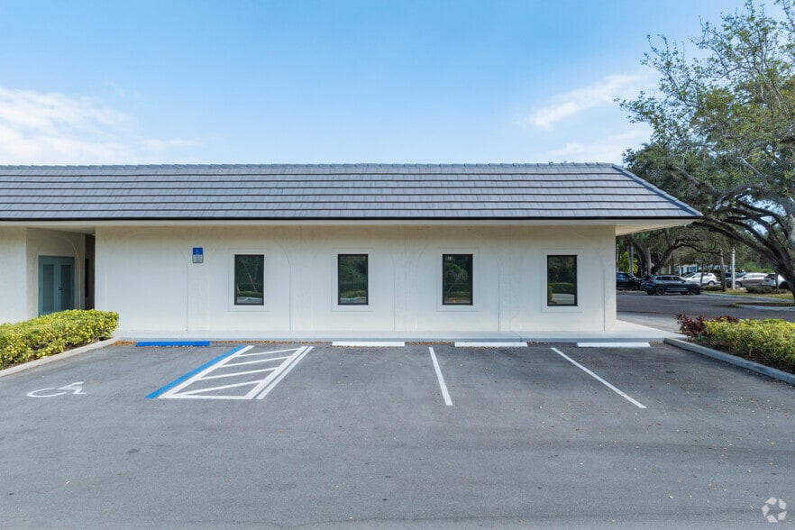 More Photos Of 2560 Rca Blvd, Palm Beach Gardens Medical For Sale