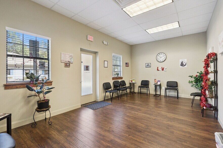 More Photos Of , Longwood Office For Sale